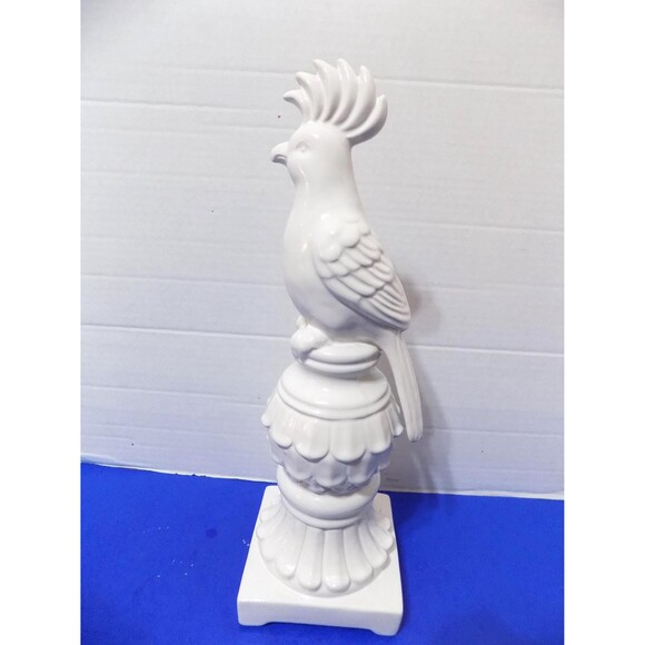NEW Royal Cockatoo Parrot Statue Figurine Tropical Home Decor Birds - Picture 2 of 5